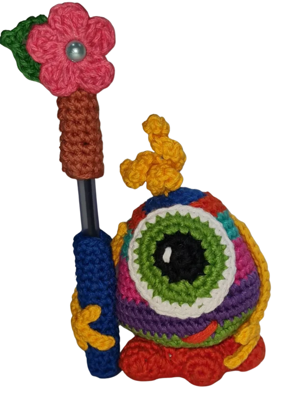 5dee769e-356a-4be3-af89-45b6c97854ee Monstruilio